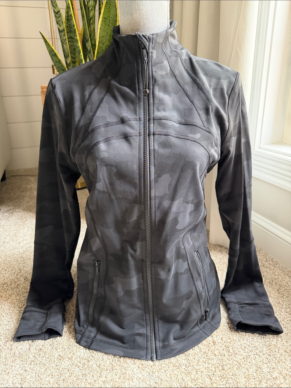LULULEMON Black/Deep Gray Camo Define Jacket